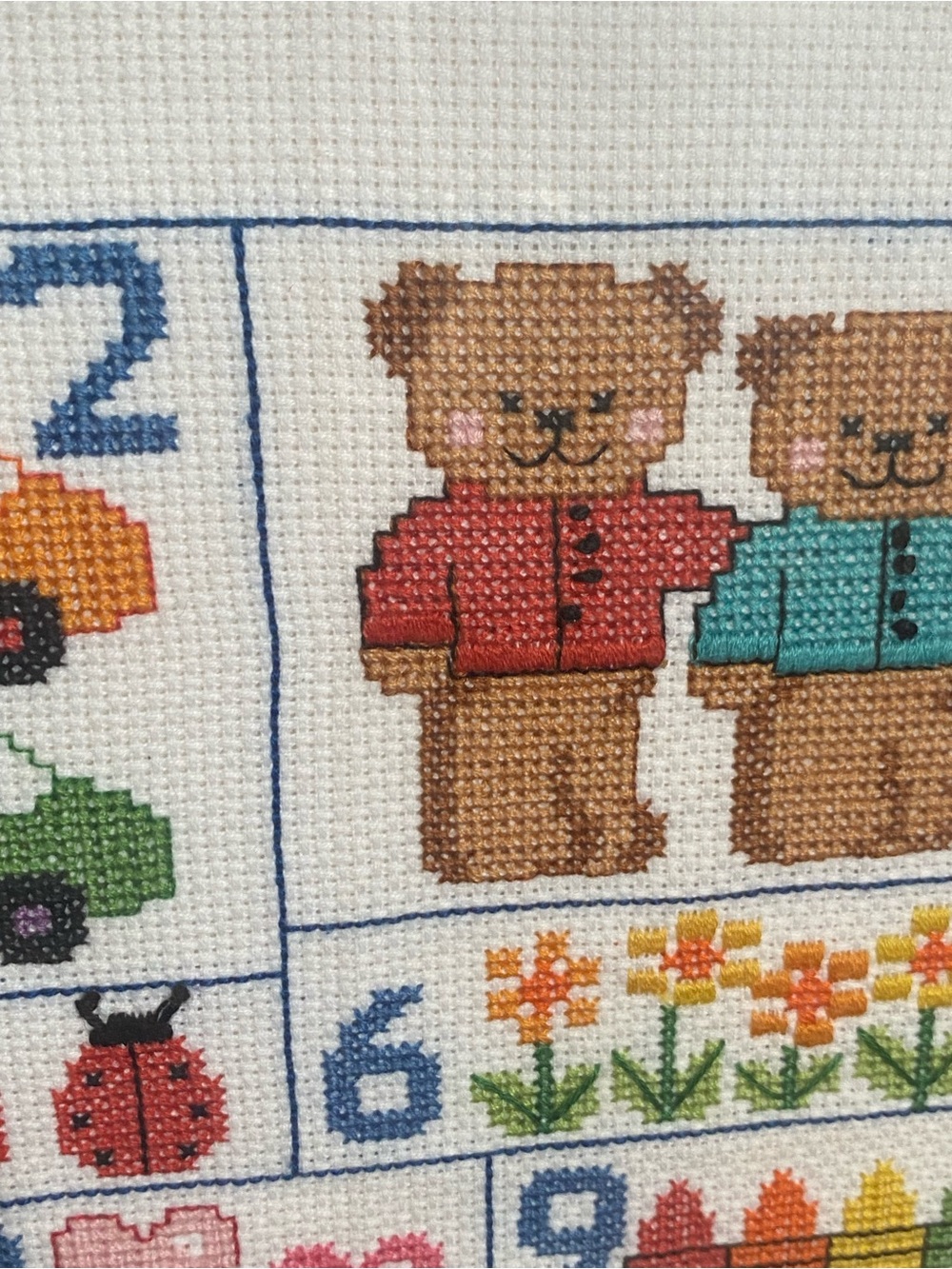 Vintage 1989 Finished Framed Needlepoint Nursery Rhyme Theme Wall Art Nursery - Picture 5 of 6